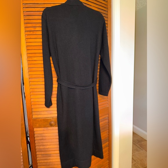 Quince Mongolian Cashmere Belted
Robe/Cardigan - Picture 13 of 13